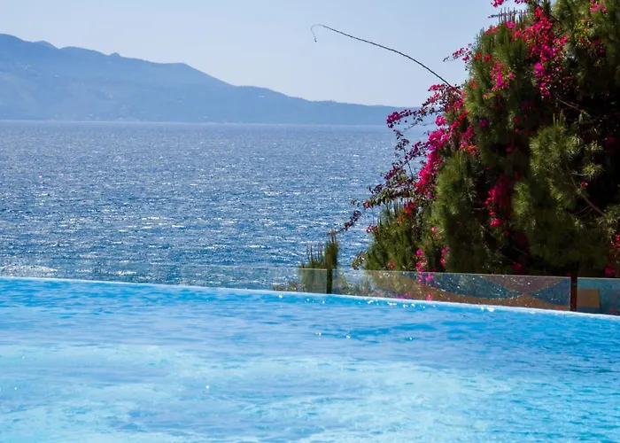 The Bay * Saranda